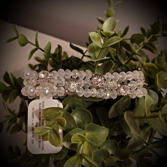 ๐บ 3/25 clear beaded rhinestone bracelet - Picture 4 of 9